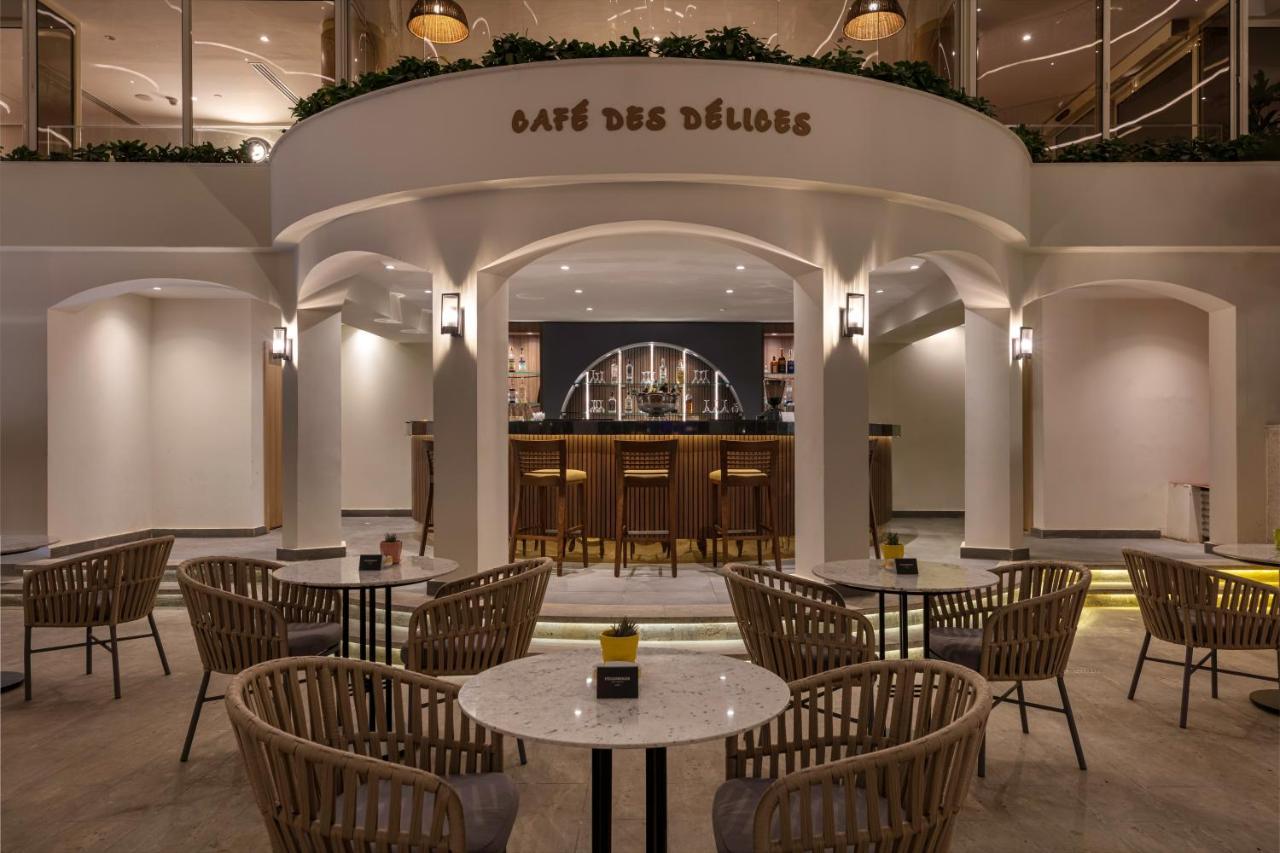 فندق ستيجنبرجر النيل الأقصر المظهر الخارجي الصورة Café des Délices