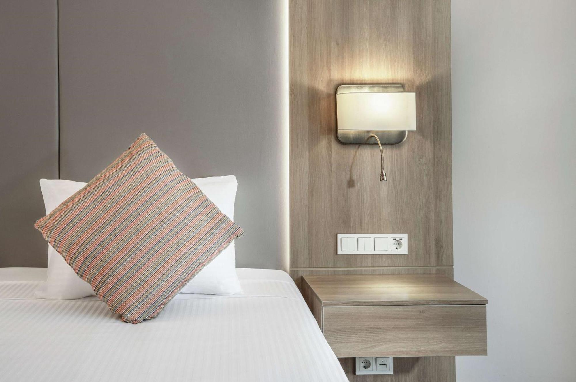 فندق ستيجنبرجر النيل الأقصر المظهر الخارجي الصورة A room at the hotel