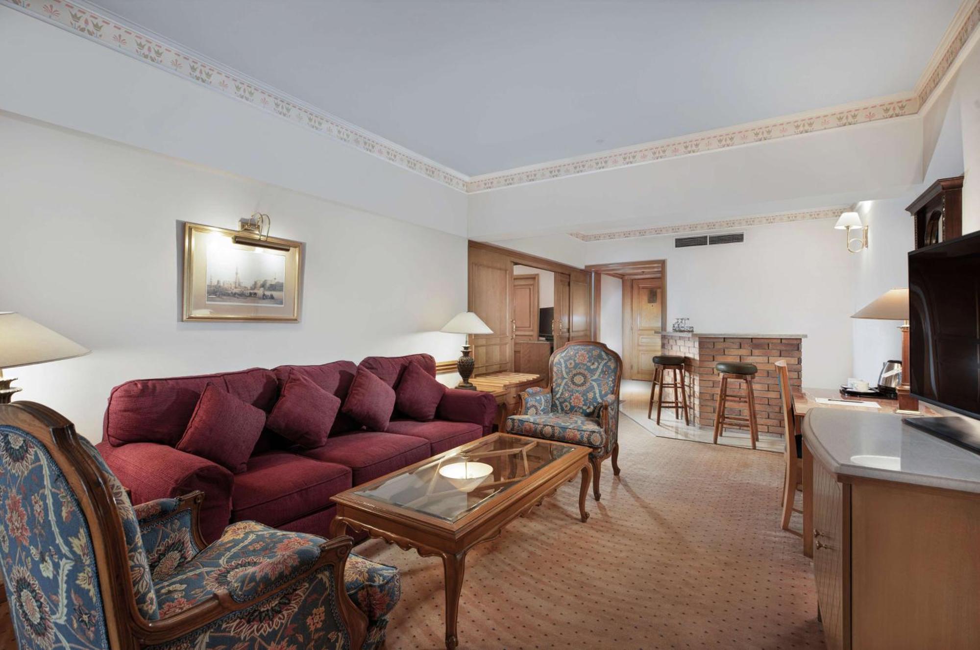 فندق ستيجنبرجر النيل الأقصر المظهر الخارجي الصورة A suite at the Grand Hotel